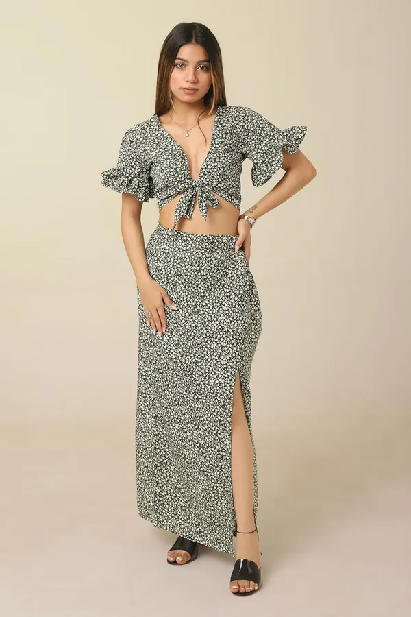 Green_Ditsy_Floral_Tie‑Front_Crop_Top_High_Slit_Maxi_Skirt_Set-_Puff_Sleeve_Two‑Piece_Stylish_Outfit_For_Women