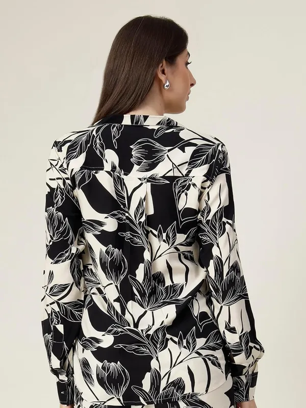 Black_Elegant_Button_Down_Shirt_Long_Sleeve_Abstract_Print_Casual_Workwear_Top_Trendy_Casual_Look_For_Women