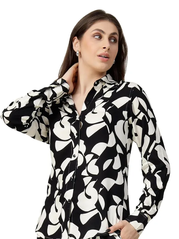 Black_Ivory_Elegant_Button_Down_Shirt_Long_Sleeve_Abstract_Print_Casual_Workwear_Top_Trendy_Casual_Look_For_Women