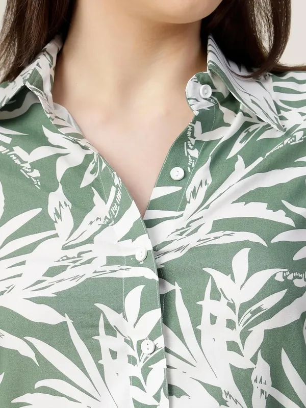 Green_Elegant_Button_Down_Shirt_Long_Sleeve_Abstract_Print_Casual_Workwear_Top_Trendy_Casual_Look_For_Women