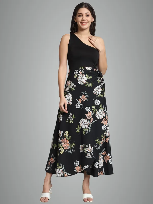Black_Floral_Print_Wrap_Around_Skirt_Printed_Skirt_Western_Wrap_Around_For_Women