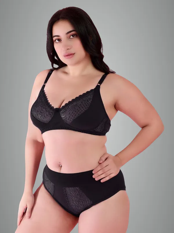 Black_Gorgeous_Bridal_Honeymoon_Cotton_Designer_Bra_Panty_Set_Lace_Push_Up_Non-Wired_Solid_Lingerie_Lace_Bra_And_Hipster_50Mm_Broad_Belt_Panty_Set_And_Lingerie_Set_For_Women