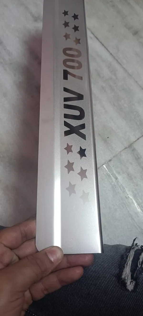 Sill_Plate/Door_Foot_Step_in_Stainless_Steel_Non_led_Self-Adhesive_Car_Door_Entry_Guard_Protector_Xuv_700_(Pack_of_4)