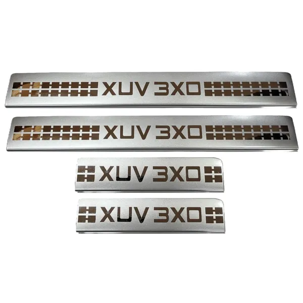 Sill_Plate/Door_Foot_Step_in_Stainless_Steel_Non_led_Xuv_3xo_(Set_of_4_Pcs)