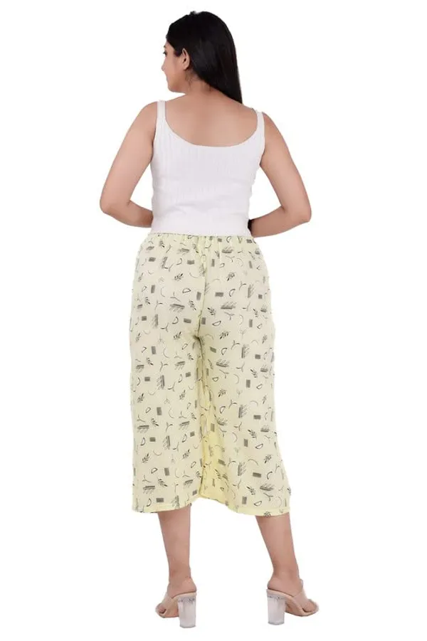 Cream_Rayon_Printed_3/4_Nightwear_Capri_Pyjamas_For_Women
