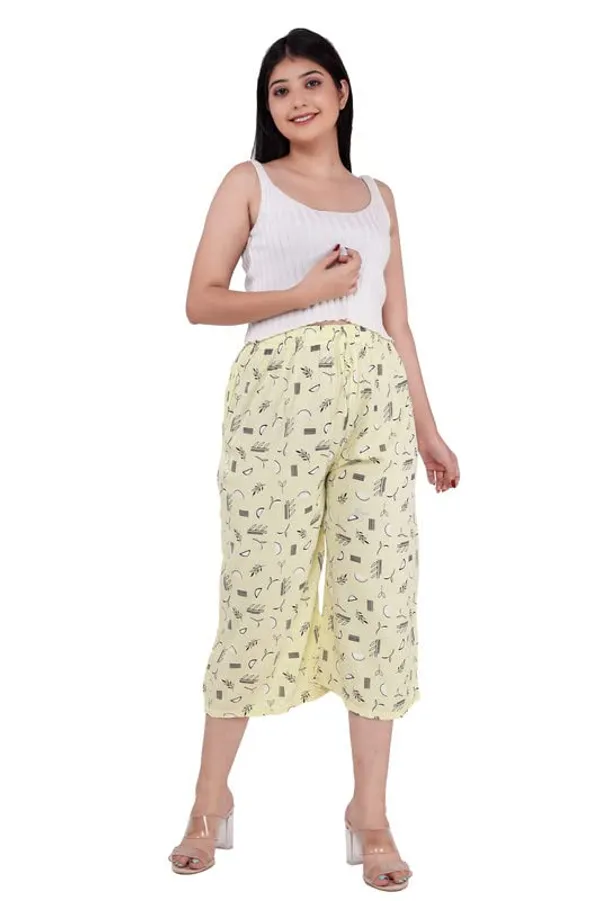 Cream_Rayon_Printed_3/4_Nightwear_Capri_Pyjamas_For_Women