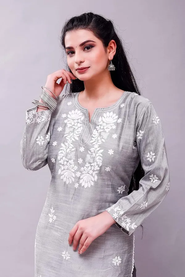 Grey_Embroidered_Lucknowi_Chikankari_Straight_Kurta_For_Women