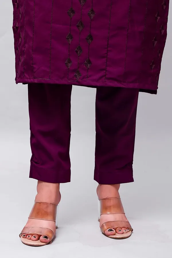 Wine_Solid_&_Embroidered_Straight_Kurta_With_Pant_Regular_Wear_For_Women