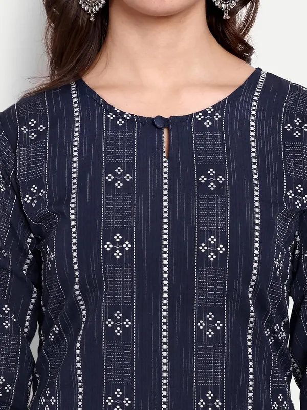 Blue_Ethnic_Cotton_Woven_Designed_Kurta_And_Pant_Set_With_Dupatta_For_Women