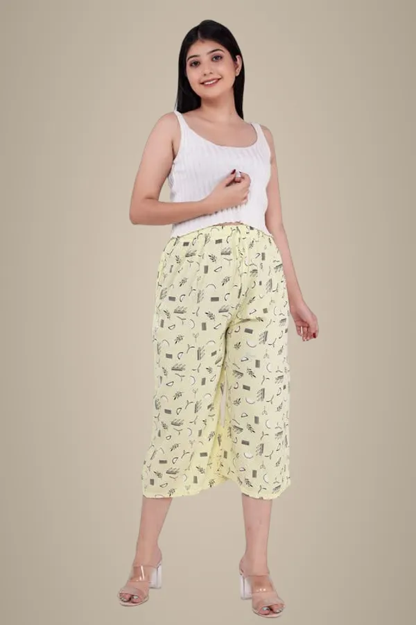 Cream_Rayon_Printed_3/4_Nightwear_Capri_Pyjamas_For_Women