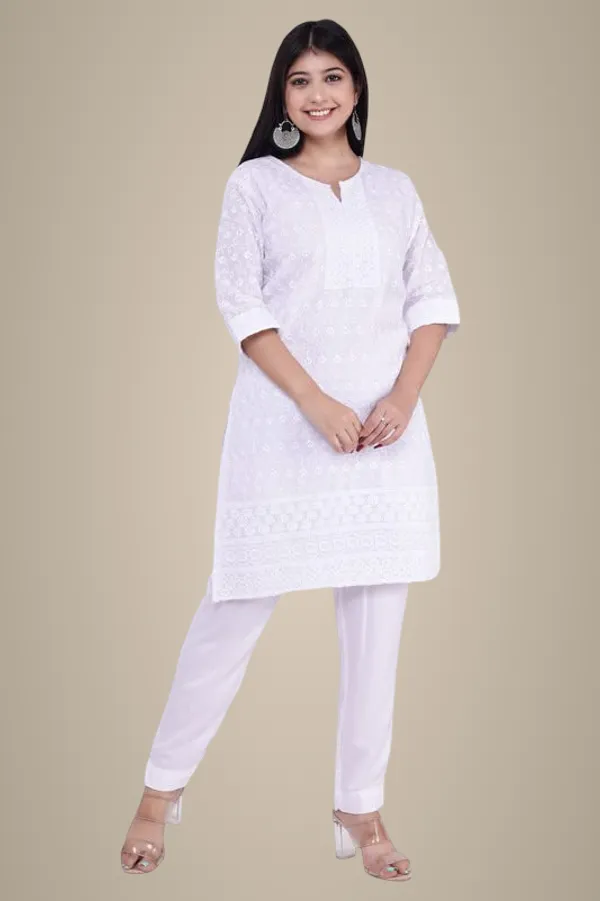 White_V-_Neck_3/4Th_Sleeves_White_Cotton_Lucknowi_Chikankari_Straight_Kurti_For_Women