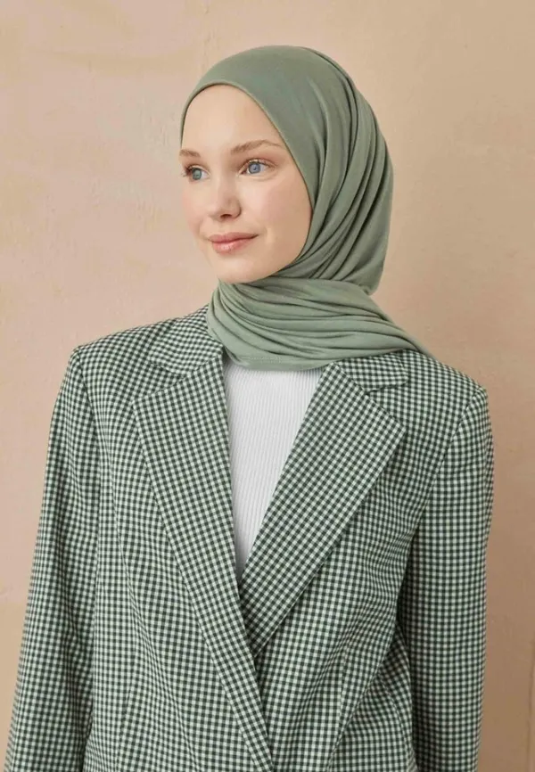 Mint_Green_Premium_Quality_Bamboo_Jersey_Hijab_|_190Cm_By_80_Cm