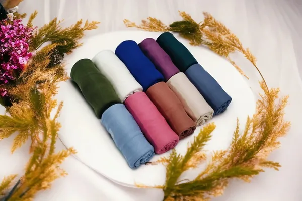 Red_Premium_Quality_Bamboo_Jersey_Hijab_|_190Cm_By_80_Cm