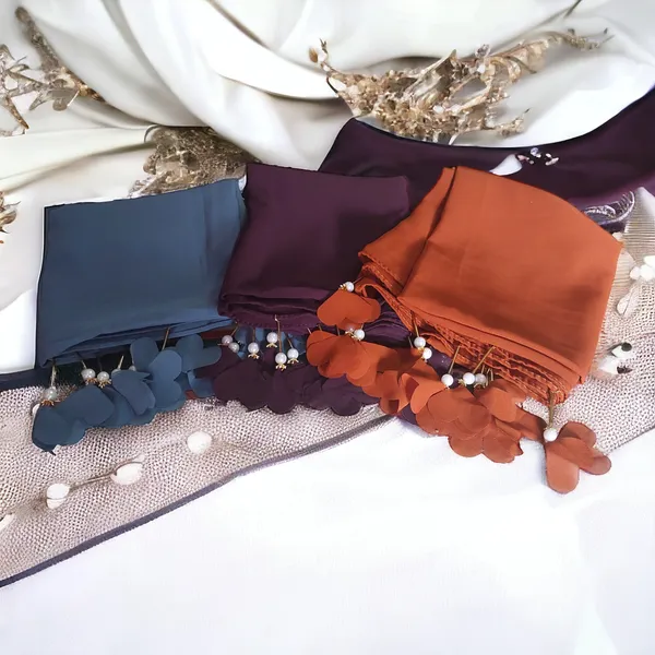 Brownish_Premium_Malaysian_Diamond_Georgette_Heart_Latkan_Hijab_|_170_Cm_By_80_Cm