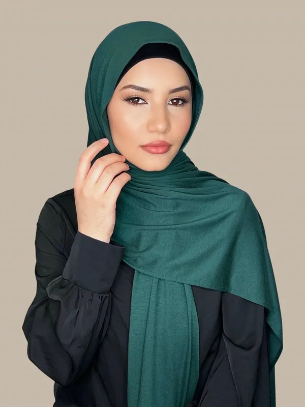 Dark_Green_Premium_Quality_Bamboo_Jersey_Hijab_|_190Cm_By_80_Cm