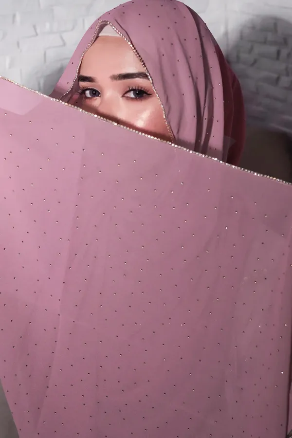 Pink_Premium_Malaysian_Lace_Diamond_Georgette_Hijab_Lace_Hijab_With_Diamond_And_Rhinestone_|_170_Cm_By_80_Cm