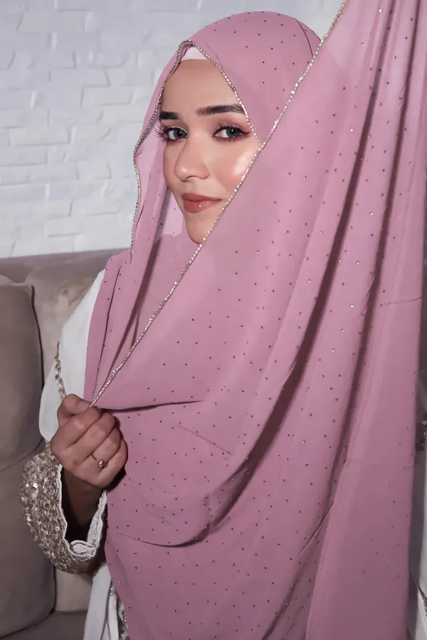 Pink_Premium_Malaysian_Lace_Diamond_Georgette_Hijab_Lace_Hijab_With_Diamond_And_Rhinestone_|_170_Cm_By_80_Cm