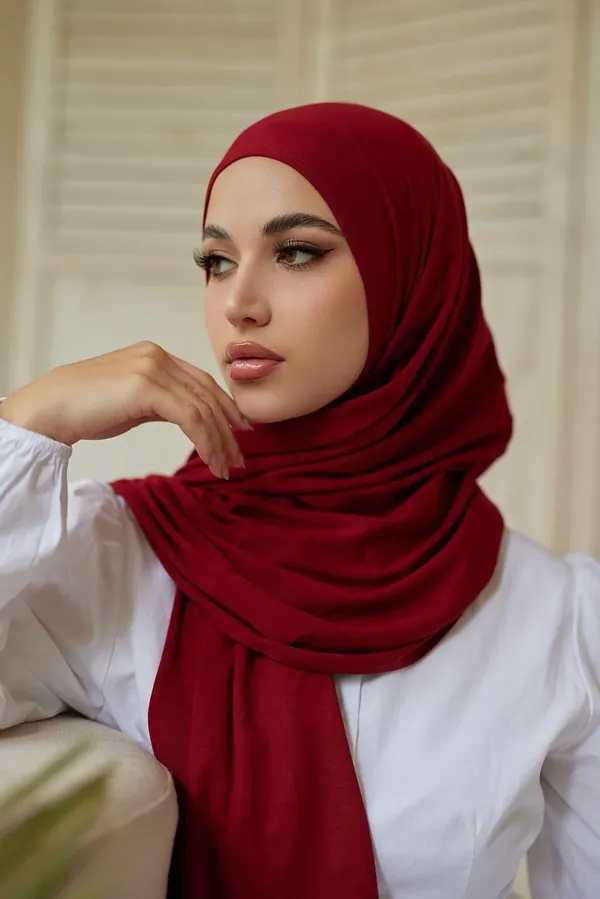 Maroon_Premium_Quality_Bamboo_Jersey_Hijab_|_190Cm_By_80_Cm