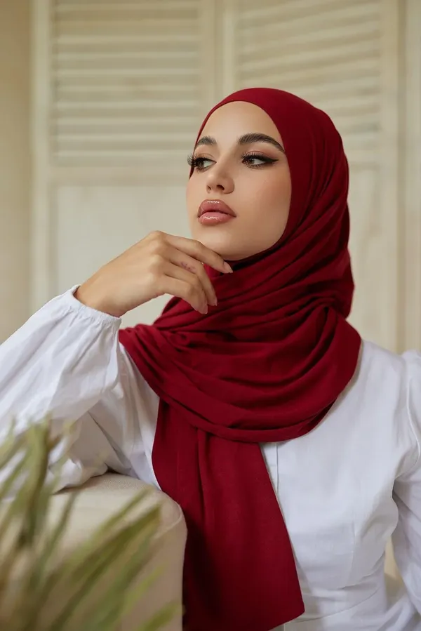 Maroon_Premium_Quality_Bamboo_Jersey_Hijab_|_190Cm_By_80_Cm