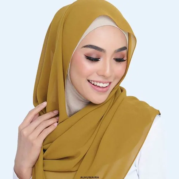 Mustard_Premium_Malaysian_Diamond_Georgette_Hijab_|_170_Cm_By_80_Cm