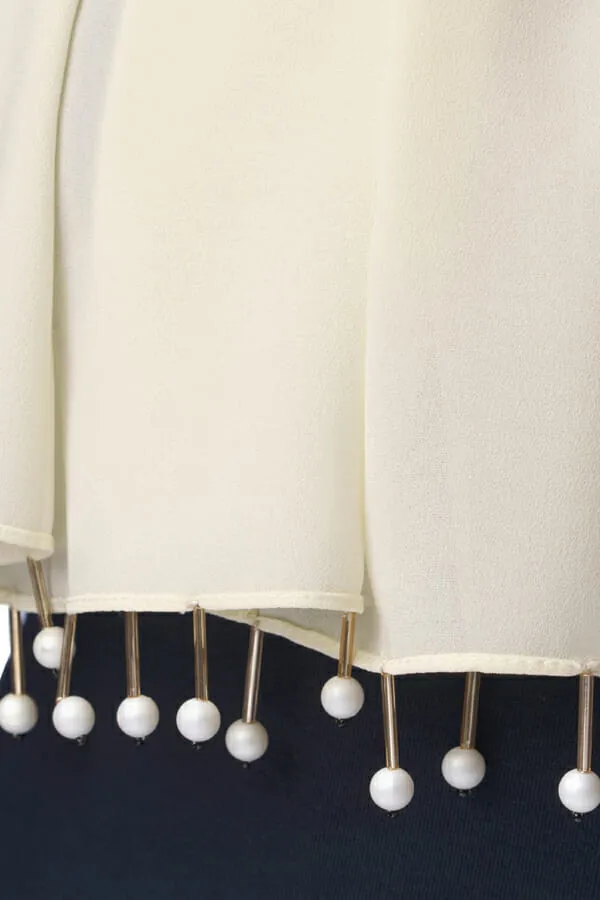 Dull_White_Premium_Malaysian_Diamond_Pearl_Georgette_/Moti_Latkan_Hijab_|_170_Cm_By_80_Cm