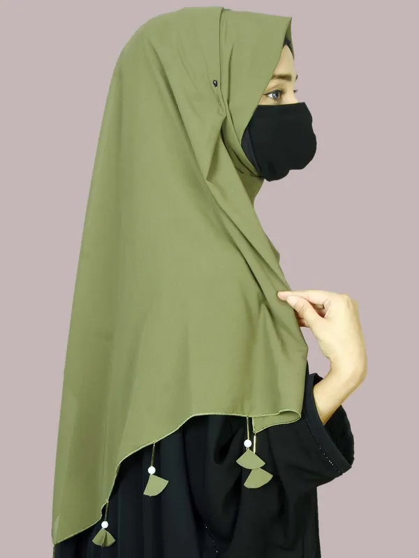 Mehendi_Green_Premium_Malaysian_Diamond_Georgette_Heart_Latkan_Hijab_|_170_Cm_By_80_Cm