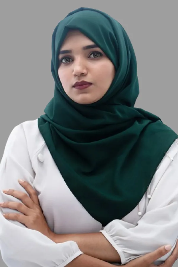 Dark_Green_Premium_Malaysian_Diamond_Pearl_Georgette_/Moti_Latkan_Hijab_|_170_Cm_By_80_Cm