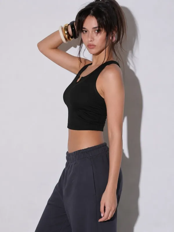 Black_Cotton_Premium_Lycra_Notch-Neck_Sleeveless_Crop_Top_For_Women