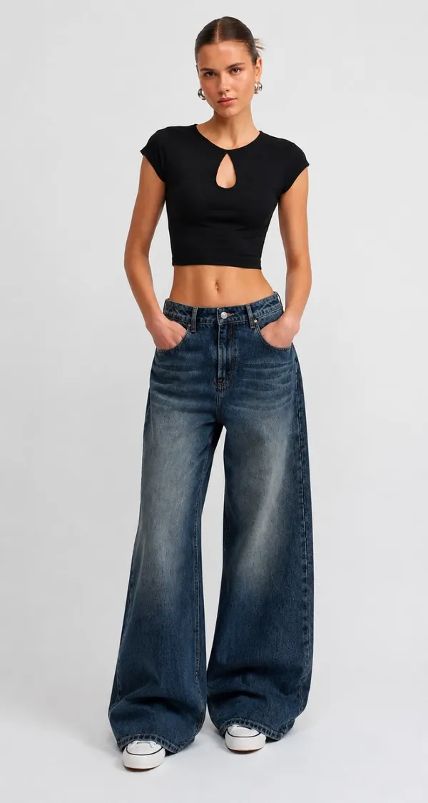 Black_Cotton_Premium__Key_Hole_Top_For_Women