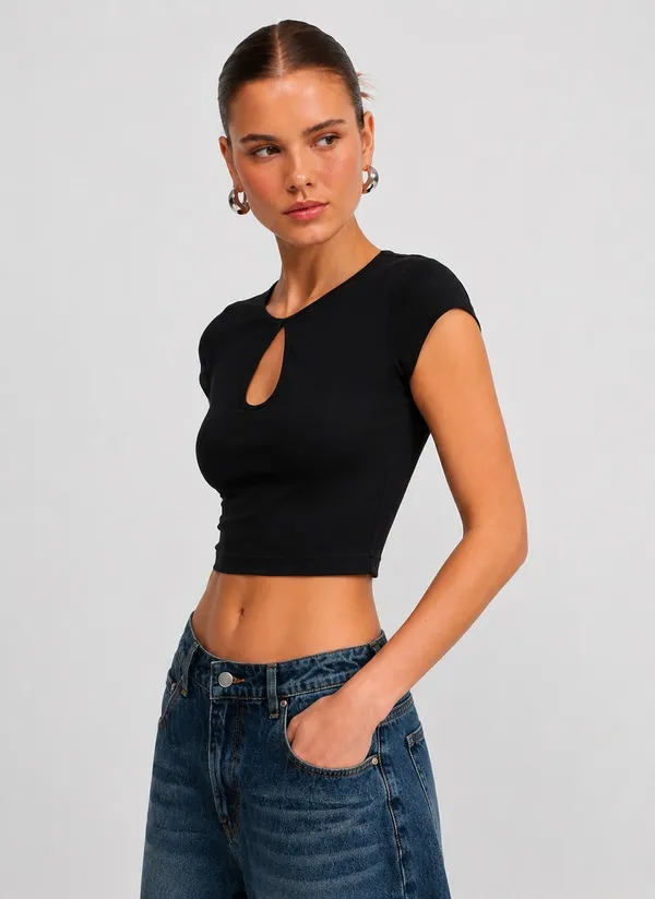 Black_Cotton_Premium__Key_Hole_Top_For_Women