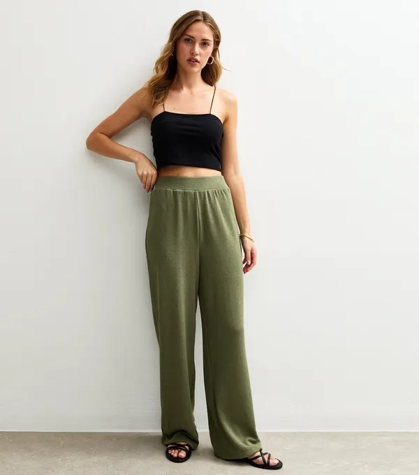 Black_Cotton_Premium__Premium_Spaghetti_Strap_Crop_Top_For_Women