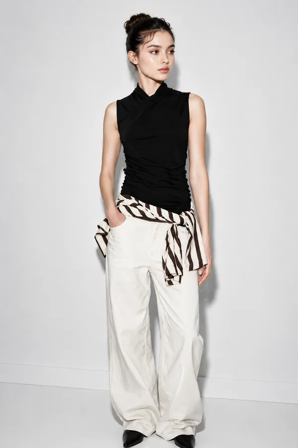 Solid_Black_Ruched_Side_Top