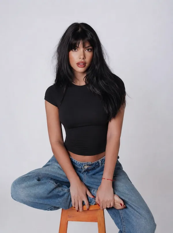 Black_Cotton_Premium__Short_Sleeve_Crop_Top_For_Women