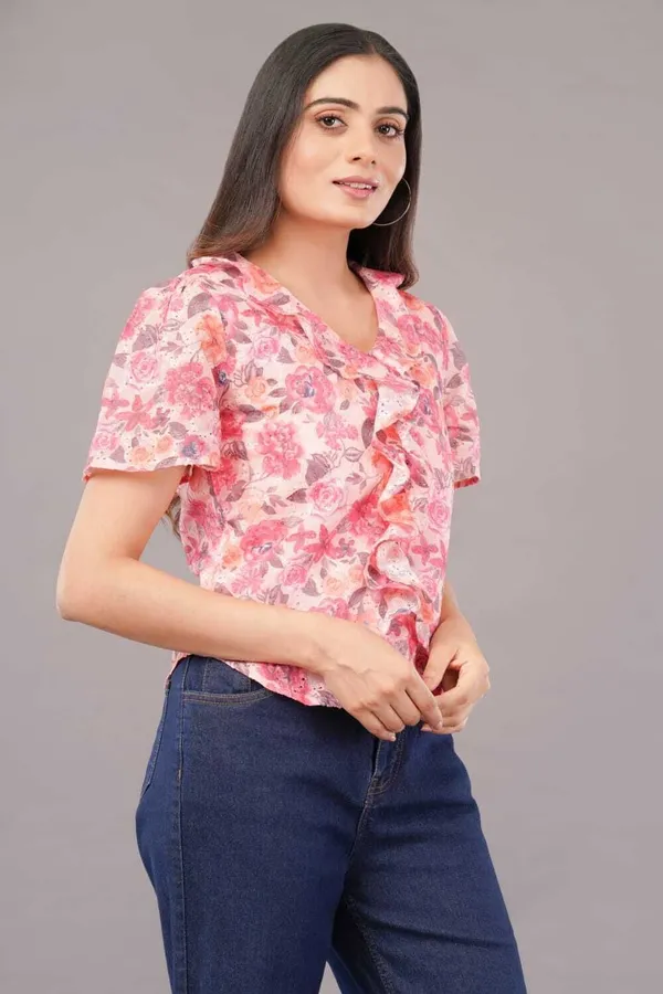 Pink_Premium_Cotton_Blend_Printed_Crop_Top_For_Women