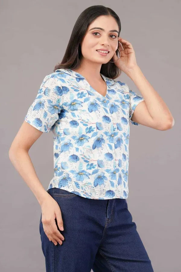Light_Blue_&_White_Premium_Cotton_Blend_Printed_Crop_Top_For_Women
