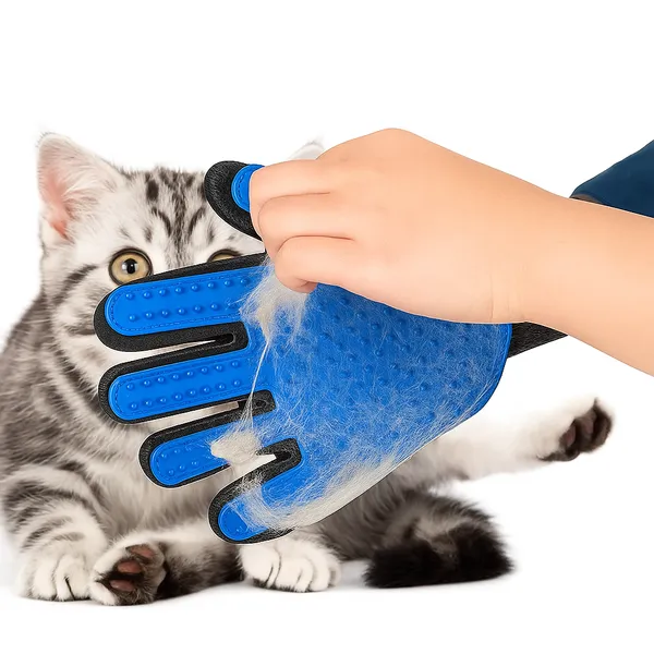 May_very_Plastic_Combo_Nail_Clipper_And_Glove_For_Dog_And_Cat