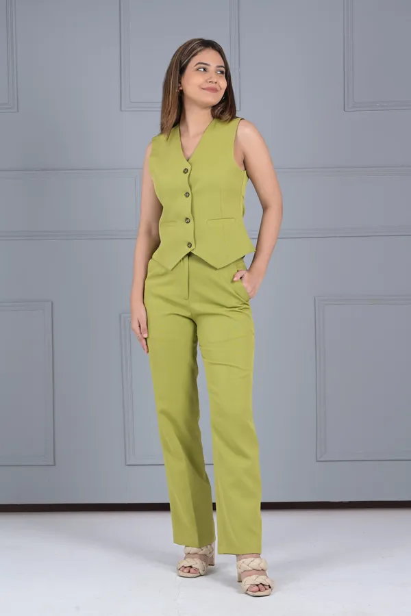 Olive_Glow_Chic_Vest_Set_For_Women