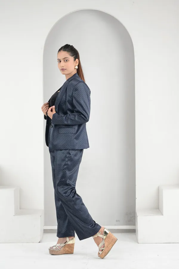 Navy_Noir_Elegance_Blazer_Set_For_Women