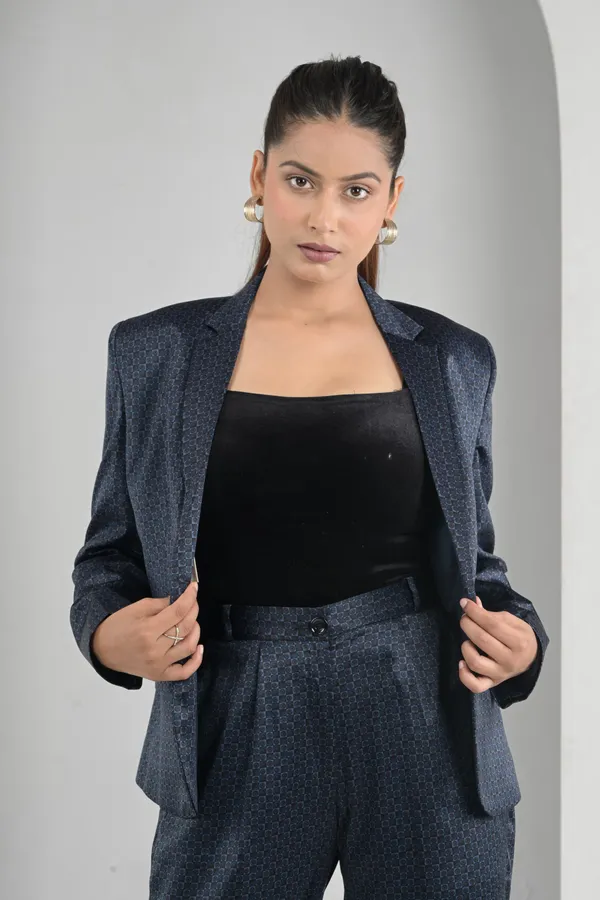 Navy_Noir_Elegance_Blazer_Set_For_Women