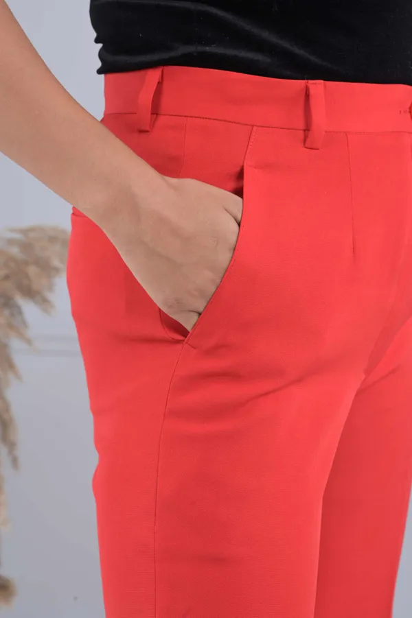 Red_All_Day_Wear_Pants_For_Women