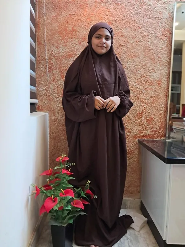 Brown_Crepe_Premium_Quality_Islamic_Prayer_Dress_For_Women