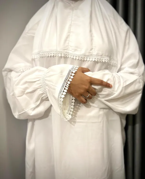 White_Crepe_Premium_Quality_Hijab_For_Women_,Namaz_Dress,