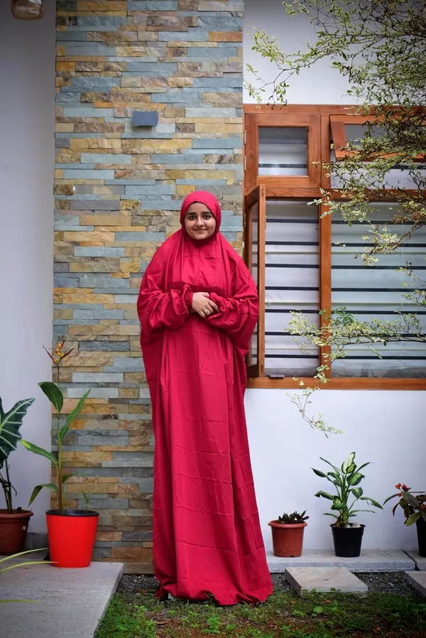 Red_Crepe_Islamic_Prayer_DressPremium_Quality_Hijab_For_Women