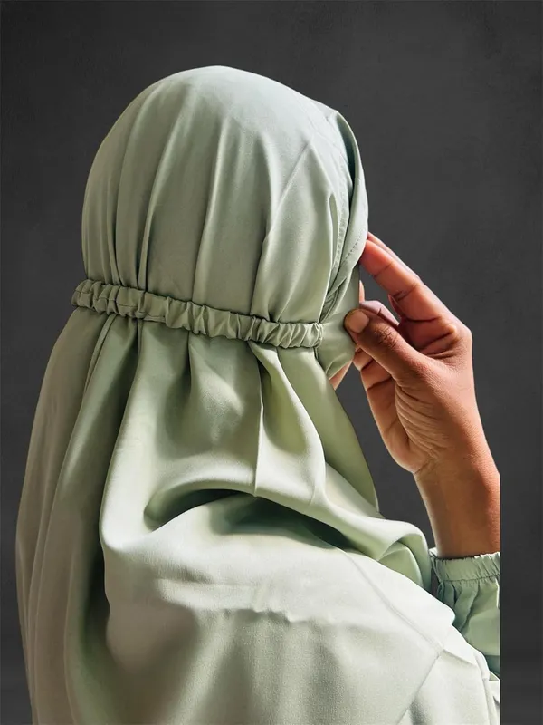 Green_Crepe_islamic_Prayer_dress_for_women