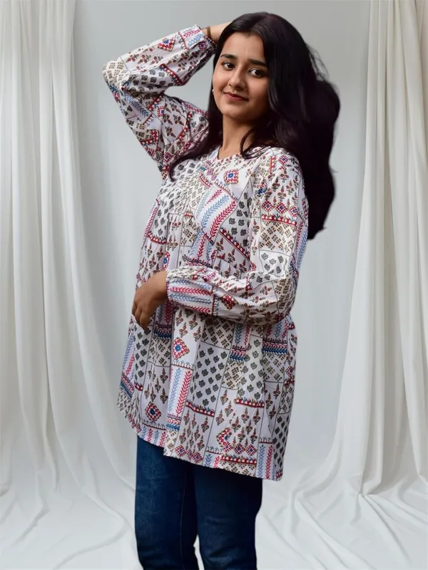 White_Delta_Premium_Quality_Kurti_For_Women