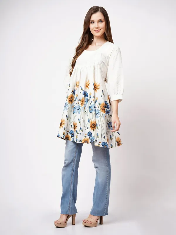 White_delta_fabric_kurthi__for_women