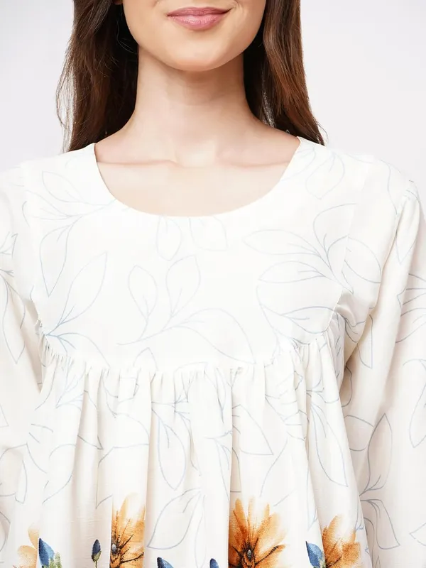White_delta_fabric_kurthi__for_women