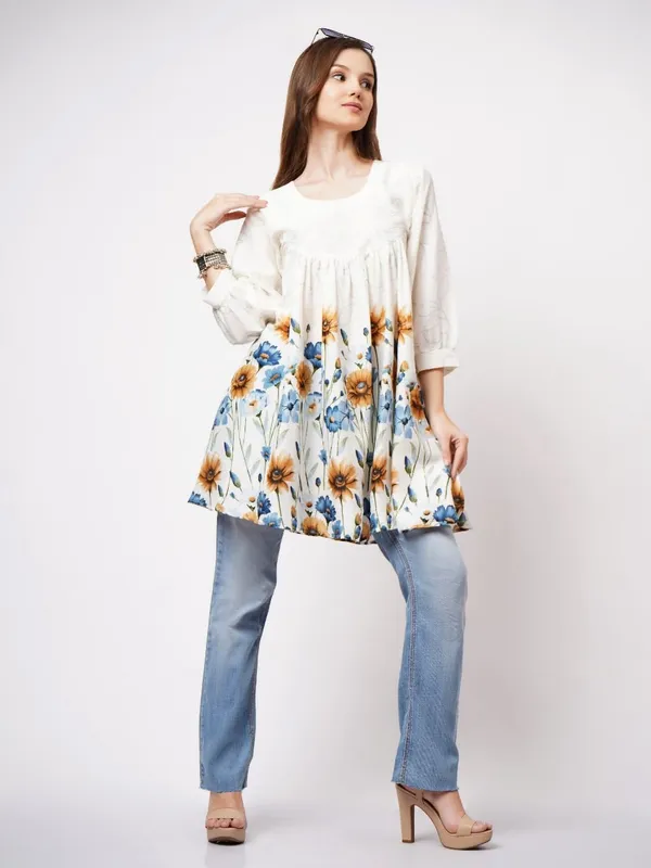 White_Delta_Premium_Quality_Kurti_For_Women