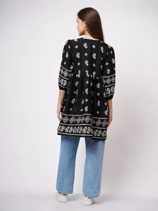 Black_deltaPremium_Quality_Kurti_For_Women