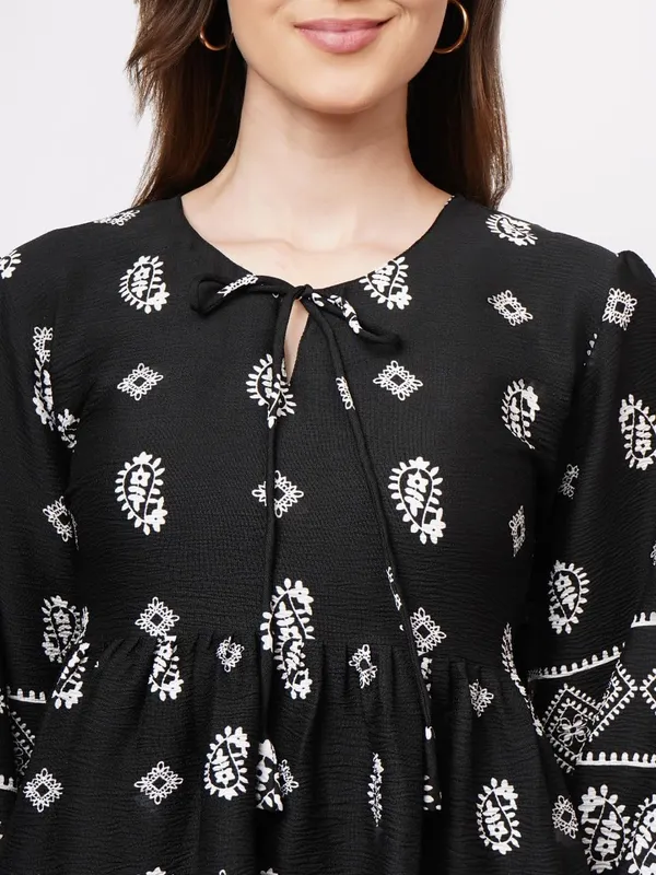 Black_deltaPremium_Quality_Kurti_For_Women